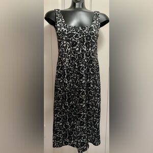 Silver Wool Blend Black Botanical pattern Diane Von Furstenburg 16.5” P2P MIDI
